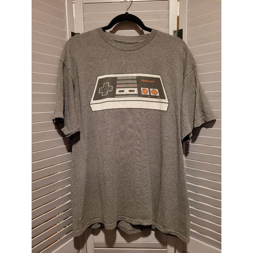 Nintendo NES Controller Graphic T-Shirt Size XL
